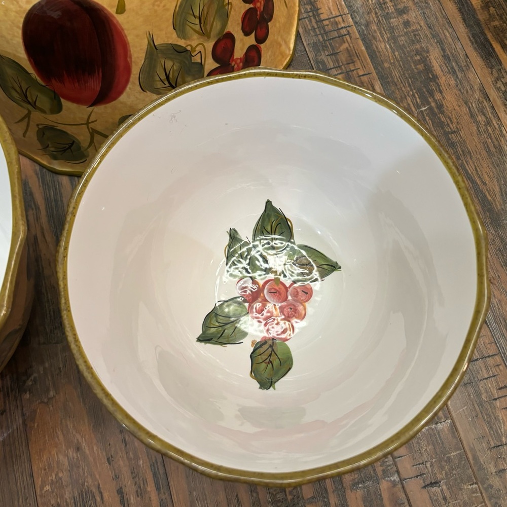 Raymond Waites 3 Piece Nesting Bowls Set - Picture 6 of 9